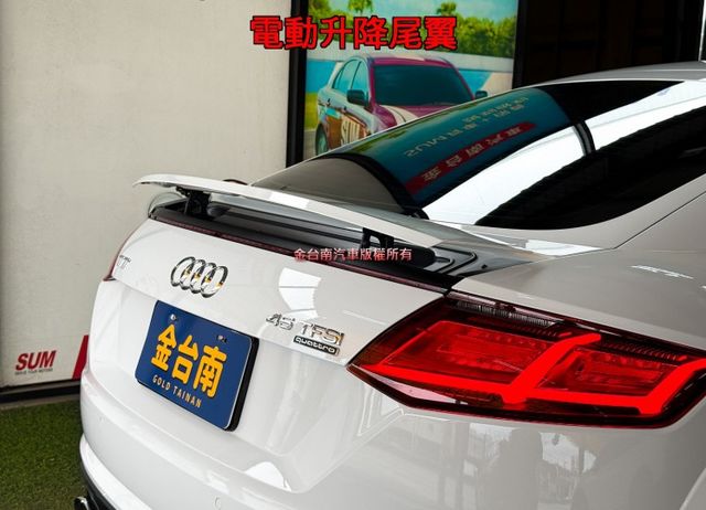 QUATTRO／4WD／僅跑【五萬】里程擔保【全車原鈑件】【TTRS方向盤】全數位儀表／電動升降尾翼／CARPLAY  第8張相片