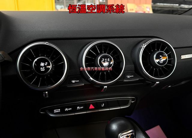 QUATTRO／4WD／僅跑【五萬】里程擔保【全車原鈑件】【TTRS方向盤】全數位儀表／電動升降尾翼／CARPLAY  第16張相片