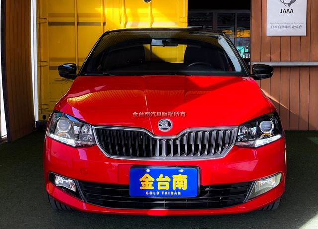 1.0T／僅跑【七萬】里程擔保【全車原鈑件】【配色黑車頂】【雙色內裝】定速／倒車顯影／CARPLAY／藍牙系統／IKEY  第2張相片