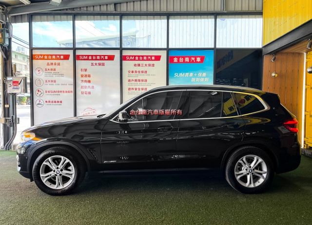 【新型】4WD／XDRIVE20I／里程擔保【全車原鈑件】【5AS】盲點／車道偏移／行人偵測／導航／CARPLAY／環景  第3張相片