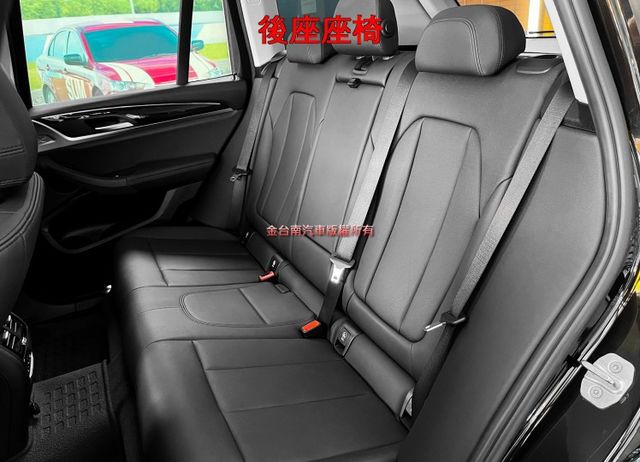 【新型】4WD／XDRIVE20I／里程擔保【全車原鈑件】【5AS】盲點／車道偏移／行人偵測／導航／CARPLAY／環景  第8張相片