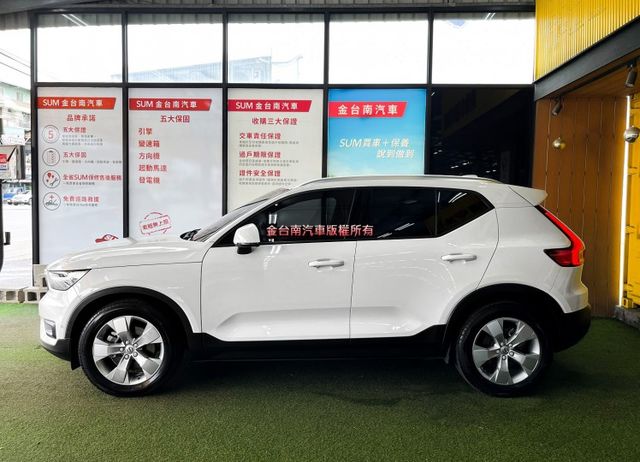 T4／19年式／里程擔保【全車原鈑件】ACC／車道維持／盲點／自動停車／電動尾門／環景／記憶椅／雙電動椅／CARPLAY  第3張相片