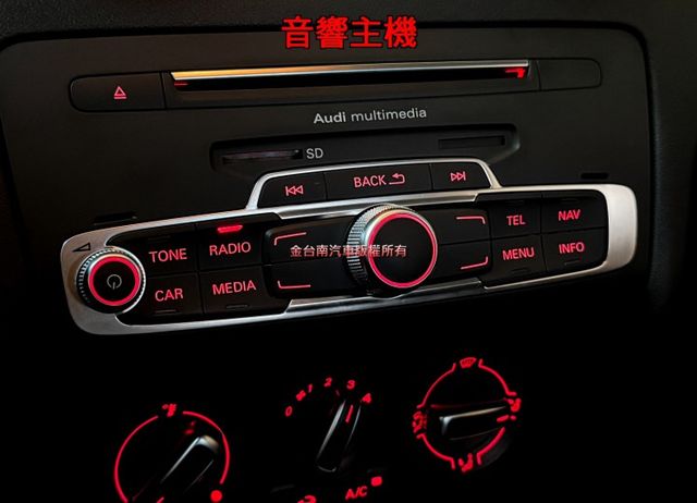 18年式【五門】跑少里程擔保【全車原鈑件】多媒體觸控螢幕／倒車顯影／導航／藍牙／HID頭燈／LED尾燈／ISOFIX  第12張相片
