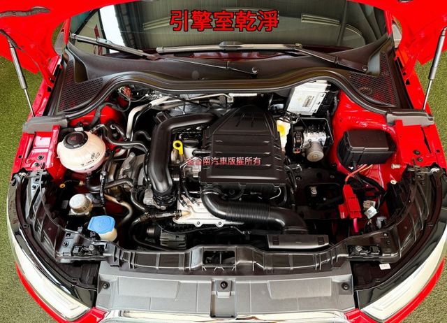 18年式【五門】跑少里程擔保【全車原鈑件】多媒體觸控螢幕／倒車顯影／導航／藍牙／HID頭燈／LED尾燈／ISOFIX  第18張相片