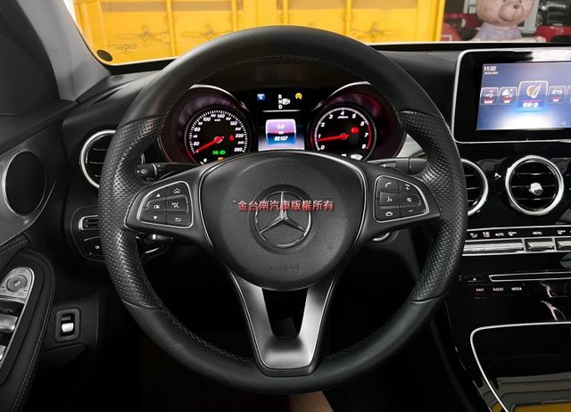 【全車原鈑件】里程擔保／定速／換檔撥片／藍牙系統／雙記憶座椅／自動停車／免鑰匙啟閉／LED頭尾燈／雙區恆溫／倒車顯影  第10張相片