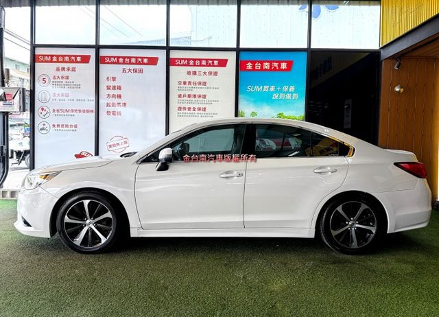 I-S【全車原鈑件】里程擔保／記憶座椅／雙電動椅／天窗／定速／換檔撥片／倒車顯影／藍牙／免鑰匙系統／LED頭燈  第3張相片