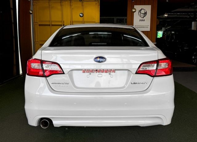 I-S【全車原鈑件】里程擔保／記憶座椅／雙電動椅／天窗／定速／換檔撥片／倒車顯影／藍牙／免鑰匙系統／LED頭燈  第4張相片