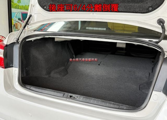 I-S【全車原鈑件】里程擔保／記憶座椅／雙電動椅／天窗／定速／換檔撥片／倒車顯影／藍牙／免鑰匙系統／LED頭燈  第18張相片