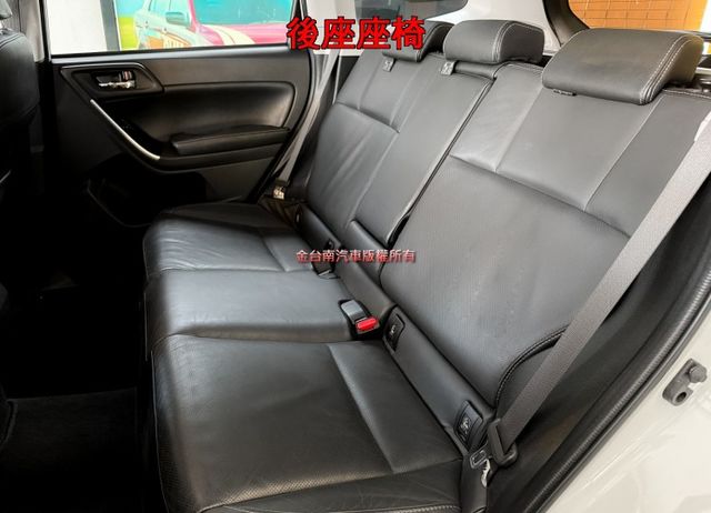 僅跑【八萬】里程擔保【全車原鈑件】【原廠保養】定速／換檔撥片／倒車顯影／藍牙／記憶座椅／雙電熱椅／雙區恆溫／前後車距雷達  第10張相片