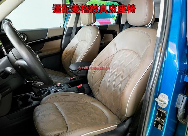 18年式／總代理【1.5T】里程擔保【原鈑件】【英國國旗車頂/後視鏡】【選配菱格座椅】電尾門／雙電動椅／氣氛燈／IKEY  第10張相片