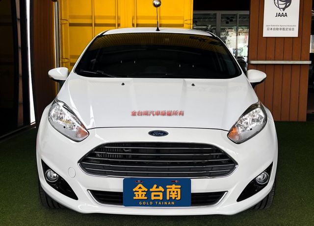 1.0渦輪【全車原鈑件】【四輪新胎】僅跑【三萬】里程擔保／免鑰匙系統／恆溫空調／藍牙／倒車雷達／光感應頭燈 /胎壓偵測  第2張相片