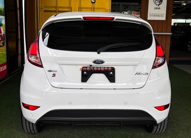 1.0渦輪【全車原鈑件】【四輪新胎】僅跑【三萬】里程擔保／免鑰匙系統／恆溫空調／藍牙／倒車雷達／光感應頭燈 /胎壓偵測  第4張相片