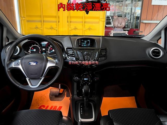 1.0渦輪【全車原鈑件】【四輪新胎】僅跑【三萬】里程擔保／免鑰匙系統／恆溫空調／藍牙／倒車雷達／光感應頭燈 /胎壓偵測  第9張相片