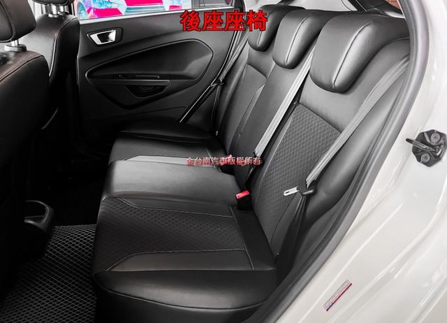 1.0渦輪【全車原鈑件】【四輪新胎】僅跑【三萬】里程擔保／免鑰匙系統／恆溫空調／藍牙／倒車雷達／光感應頭燈 /胎壓偵測  第11張相片