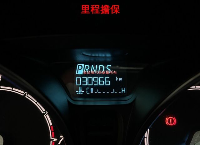 1.0渦輪【全車原鈑件】【四輪新胎】僅跑【三萬】里程擔保／免鑰匙系統／恆溫空調／藍牙／倒車雷達／光感應頭燈 /胎壓偵測  第12張相片