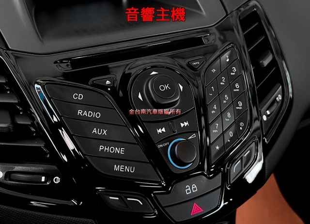 1.0渦輪【全車原鈑件】【四輪新胎】僅跑【三萬】里程擔保／免鑰匙系統／恆溫空調／藍牙／倒車雷達／光感應頭燈 /胎壓偵測  第15張相片