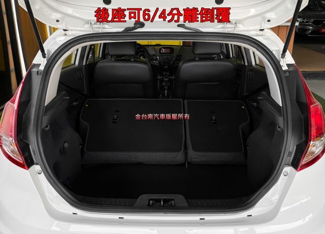 1.0渦輪【全車原鈑件】【四輪新胎】僅跑【三萬】里程擔保／免鑰匙系統／恆溫空調／藍牙／倒車雷達／光感應頭燈 /胎壓偵測  第18張相片