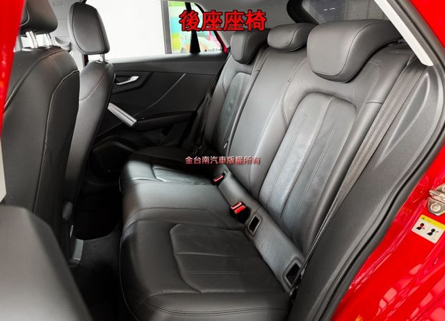 18年式／跑少里程擔保【全車原鈑件】定速／免鑰匙系統／停車輔助／藍牙系統／LED頭尾燈／雙區恆溫／循跡防滑／原廠鋁圈  第10張相片