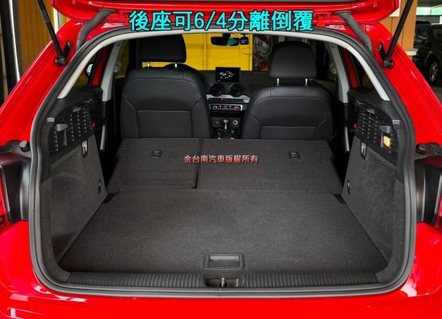 18年式／跑少里程擔保【全車原鈑件】定速／免鑰匙系統／停車輔助／藍牙系統／LED頭尾燈／雙區恆溫／循跡防滑／原廠鋁圈  第17張相片