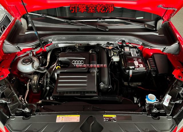 18年式／跑少里程擔保【全車原鈑件】定速／免鑰匙系統／停車輔助／藍牙系統／LED頭尾燈／雙區恆溫／循跡防滑／原廠鋁圈  第18張相片