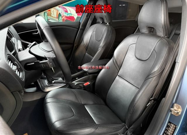 16年式【T3／1.5T新式引擎】里程擔保【原鈑件】盲點／自動停車／快撥／記憶座椅／雙電動椅／定速／倒車顯影／免鑰匙系統  第8張相片