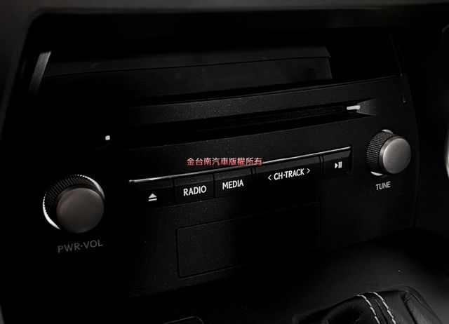 NX200／僅跑【六萬】【原鈑件／原廠保養】雙電熱椅／ACC／車道偏移／煞停輔助／盲點／快撥／CARPLAY／免鑰匙系統  第16張相片