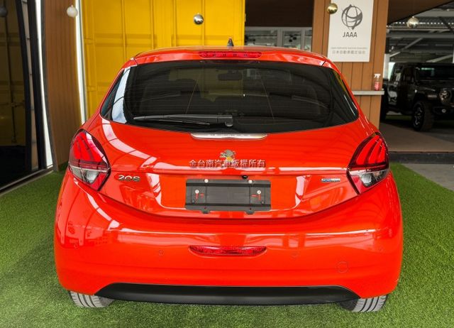 PureTech【1.2T】僅跑【三萬】里程擔保【全車原鈑件】【原廠保養】全景天窗／定速巡航／藍牙／倒車顯影／停車輔助  第4張相片