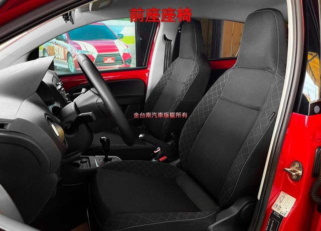 18年式／2017年11月出廠／里程擔保【全車原鈑件】胎壓偵測／音響快控／鋁圈／ISOFIX／後座可分離倒覆【內外漂亮】  第11張相片