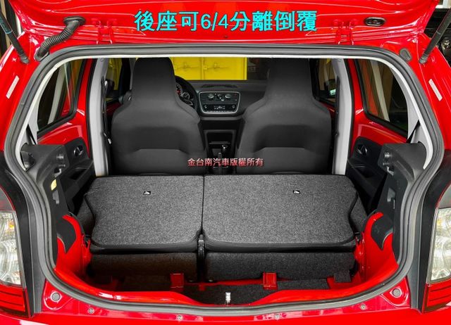 18年式／2017年11月出廠／里程擔保【全車原鈑件】胎壓偵測／音響快控／鋁圈／ISOFIX／後座可分離倒覆【內外漂亮】  第18張相片