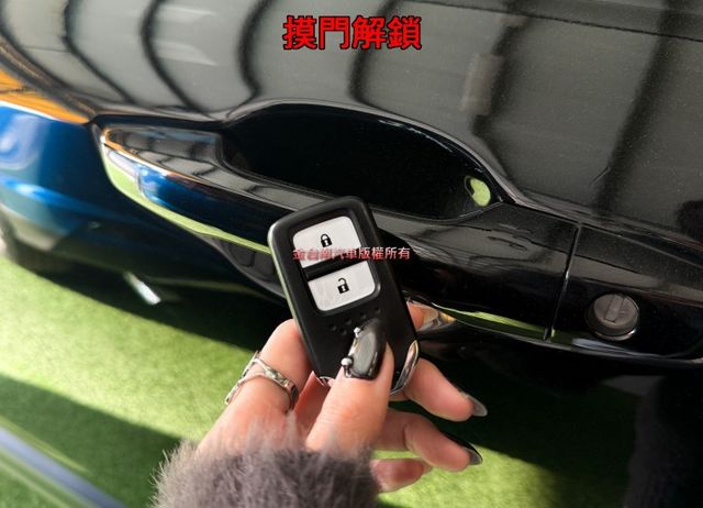 【VTI-S】僅跑【五萬】ACC／車道偏移／主動煞停／快撥／CARPLAY／導航／免鑰匙系統／雙區恆溫【已認證完畢】  第6張相片