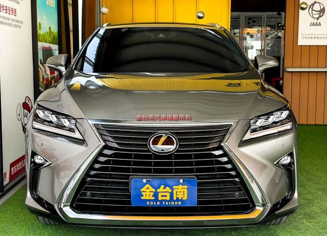 RX300／19年式／18年11月出廠／跑少里程擔保【原鈑件／原廠保養】ACC／盲點／車道偏移／電尾門／記憶椅／雙通風椅  第2張相片