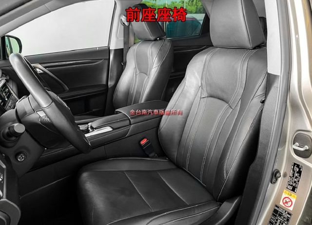 RX300／19年式／18年11月出廠／跑少里程擔保【原鈑件／原廠保養】ACC／盲點／車道偏移／電尾門／記憶椅／雙通風椅  第8張相片