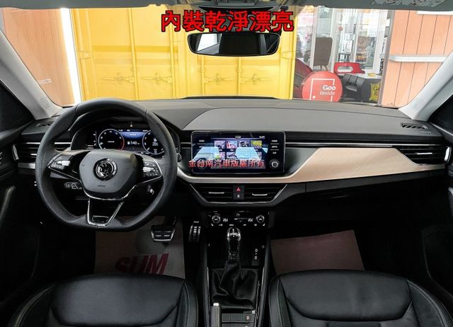 豪華動能版【小改款】僅跑【四萬】【原廠保養】【數位儀錶板】盲點／ACC跟車／車道偏移／電動尾門／無線充電板【已認證完畢】  第8張相片