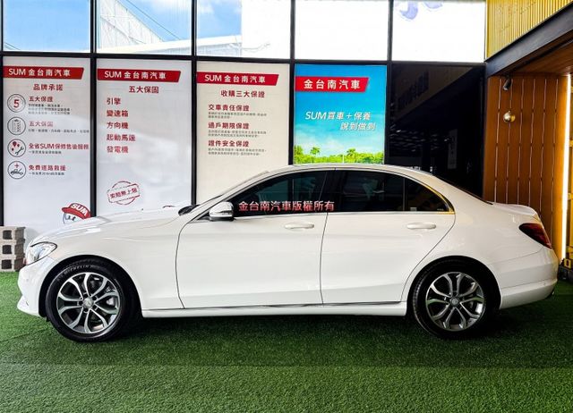【總代理】僅跑【六萬】里程擔保【全車原鈑件】​自動停車／煞停輔助／換檔撥片／定速／雙記憶椅／倒車顯影／衛星導航／雙區恆溫  第3張相片