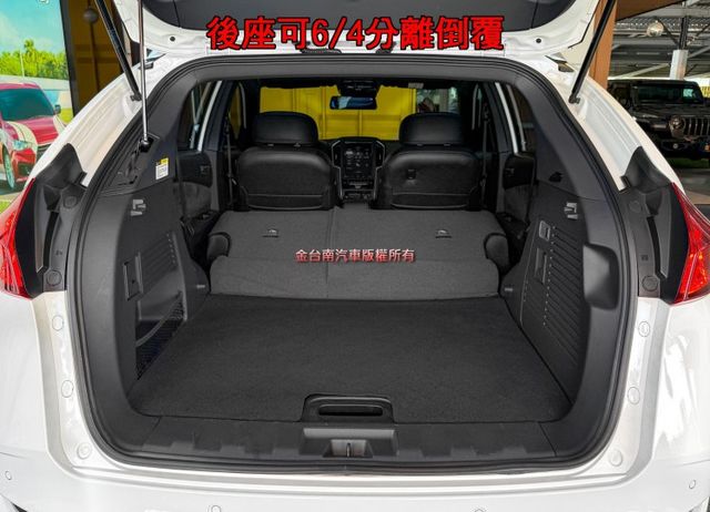 【藍調環景版】僅跑【三萬】里程擔保【全車原鈑件】【原廠保養】【自動停車】換檔撥片／定速／電動尾門／藍牙／導航／恆溫空調  第18張相片