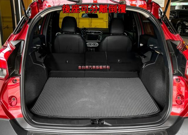 21年10月出廠【配色黑車頂】僅跑【三萬】里程擔保【全車原鈑件】【原廠保養】抬頭顯示／倒車顯影／CARPLAY／藍牙  第17張相片