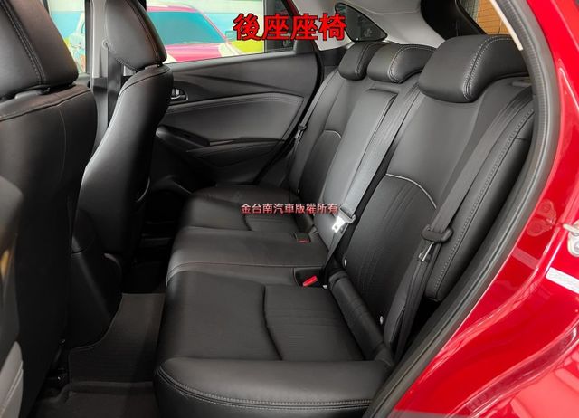 跑少里程擔保 【全車原鈑件】盲點偵測／倒車顯影／免鑰匙啟閉／藍牙／恆溫空調／電子手煞車／自動駐車／駕駛模式／循跡防滑  第11張相片