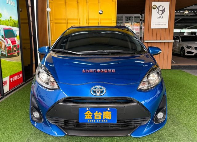 里程擔保／定速／盲點偵測【多媒體觸控螢幕】CARPLAY／倒車顯影／免鑰匙系統／藍牙／恆溫空調／鋁圈／循跡防滑【認證車】  第2張相片