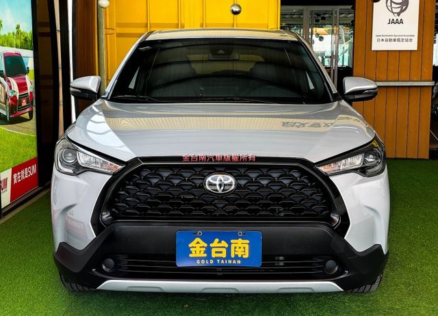 僅跑【六萬】里程擔保【全車原鈑件】ACC跟車／車道偏移／煞停輔助／停車輔助／定速／藍牙／免鑰匙系統／恆溫空調／後座出風口  第2張相片