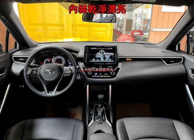 僅跑【六萬】里程擔保【全車原鈑件】ACC跟車／車道偏移／煞停輔助／停車輔助／定速／藍牙／免鑰匙系統／恆溫空調／後座出風口  第8張相片