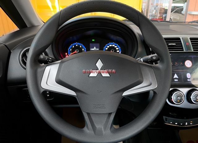 23年12月出廠／僅跑【二萬】【原廠保固至26年12月】【原廠保養】電尾門／免鑰匙【安卓機】導航／CARPLAY／恆溫  第13張相片