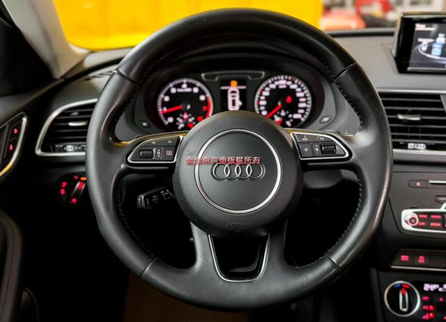 17年式／35TFSI QUATTRO／16年12月出廠／里程擔保【原鈑件】快撥／定速／導航／電動尾門／雙電動椅  第10張相片