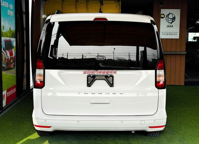 【七人座】僅跑【一萬】【原鈑件】【原廠保固至2028】數位化儀錶／全方位智駕科技輔助／快撥／盲點／ACC／CARPLAY  第4張相片