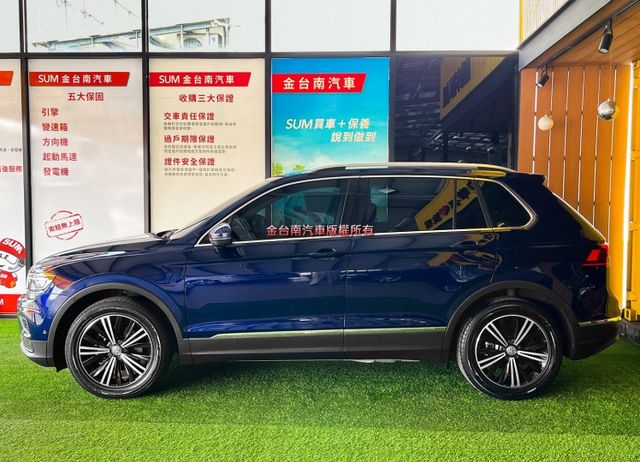 20年式／20年領牌／19年12月出廠／僅跑【八萬】【原鈑件】盲點／ACC／自動停車／環景／電動尾門／記憶椅／雙電熱椅  第3張相片