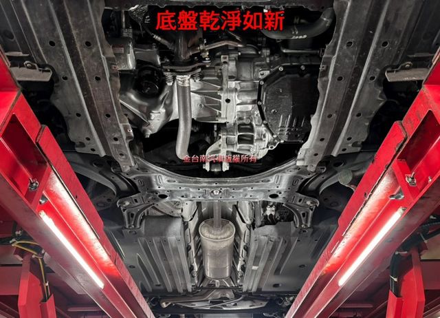 【GLX】僅跑【八萬】【全車原鈑件】免鑰匙系統／定速／恆溫空調／全尺寸頭部安全氣囊／椅側安全氣囊／音響快控【保養確實】  第19張相片