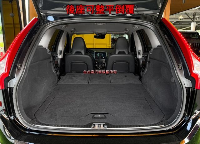 16年式／16年領牌／15年11月出廠／里程擔保【原鈑件】盲點／定速／電動尾門／快撥／記憶椅／雙電動椅／導航／雙區恆溫  第18張相片