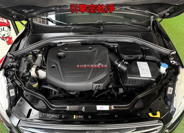 16年式／16年領牌／15年11月出廠／里程擔保【原鈑件】盲點／定速／電動尾門／快撥／記憶椅／雙電動椅／導航／雙區恆溫  第19張相片