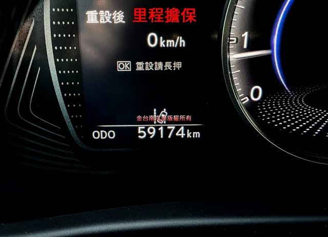 UX200／僅跑【五萬】【原廠保養】盲點／ACC／車道偏移【18吋鋁圈】 CARPLAY／免鑰匙系統／雙電動椅【認證車】  第11張相片