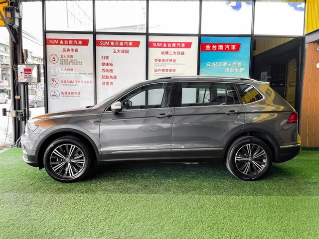 【七人座】【ELEGANCE】21年式／21年領牌／20年11月出廠【ALLSPACE／小改新款】僅跑【六萬】【原鈑件】  第3張相片