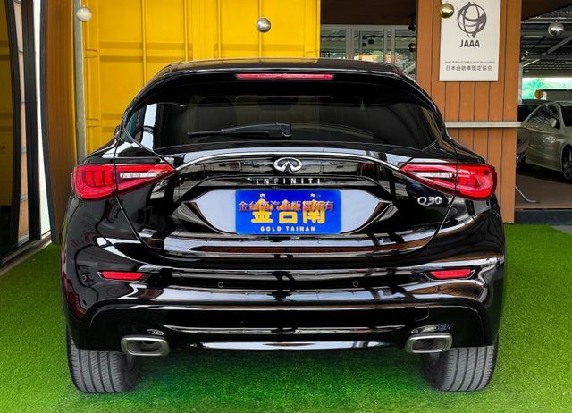 里程擔保【全車原鈑件】定速／換檔撥片／車道偏離警示／摸門解鎖／雙記憶座椅／雙電熱座椅／雙區恆溫／倒車顯影／LED頭燈  第4張相片